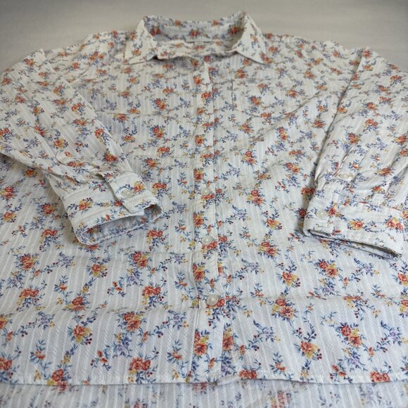 On 34th Woman's Size 1X Top Shirt Long Sleeve Floral Button Up Cottagecore - Picture 2 of 10
